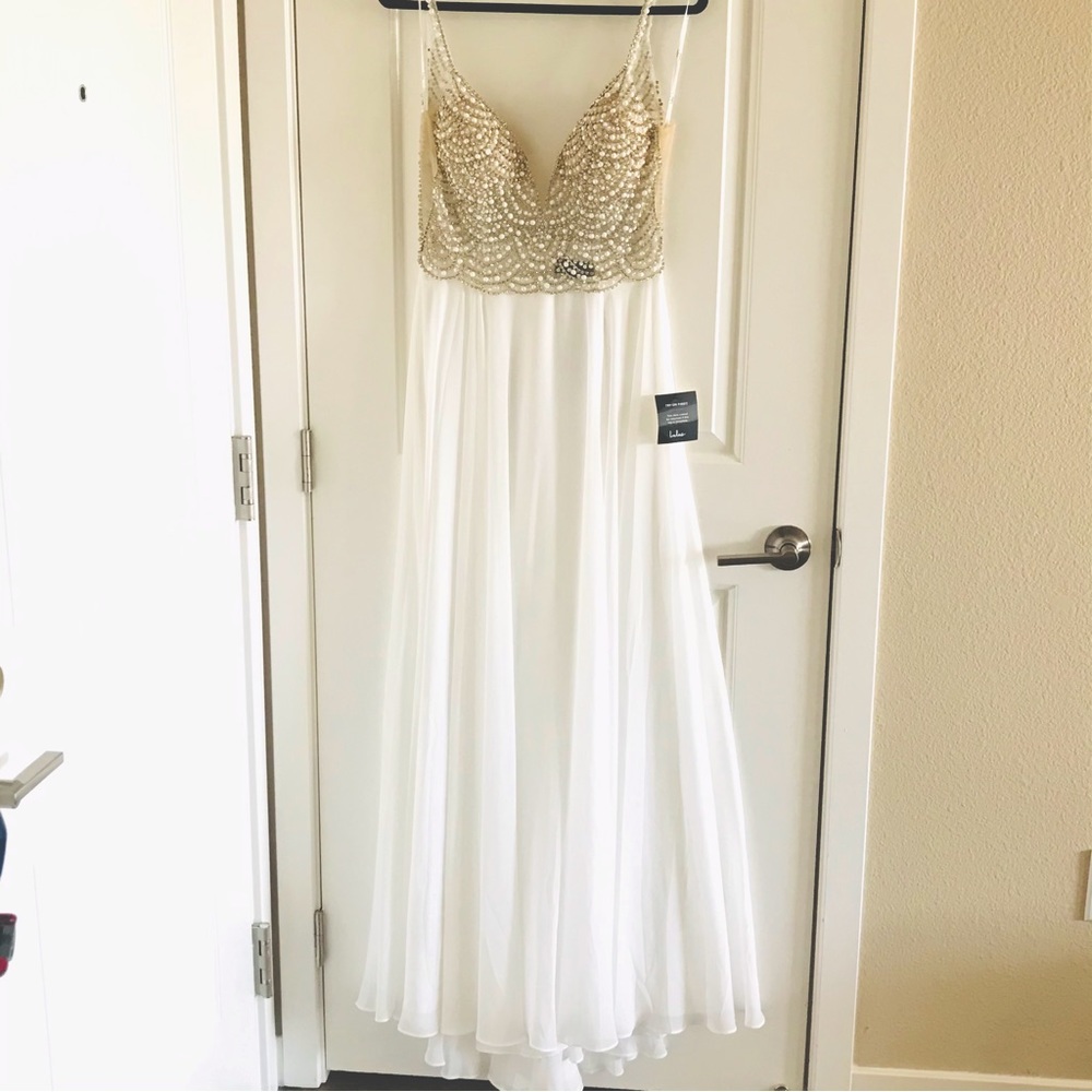 Lulus True Love Wedding Dress - NWT - 8